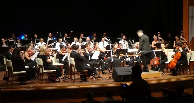 Kahramanmaraş’ta senfonik türkü konseri