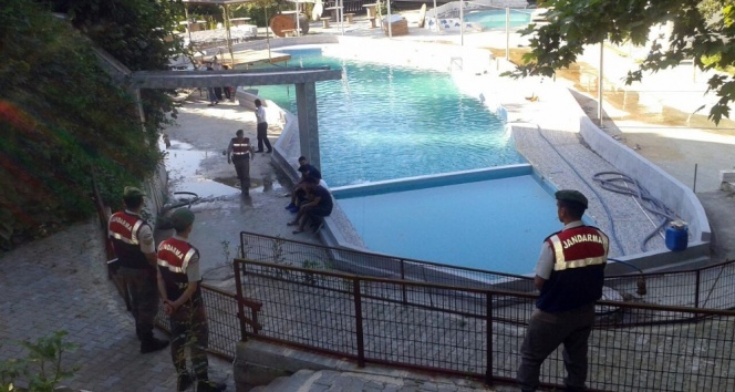 Sakarya&#039;da havuzda elektrik faciası: 5 ölü