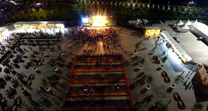 İBB’nin Maltepe Ramazan ayı etkinlik alanı havadan görüntülendi