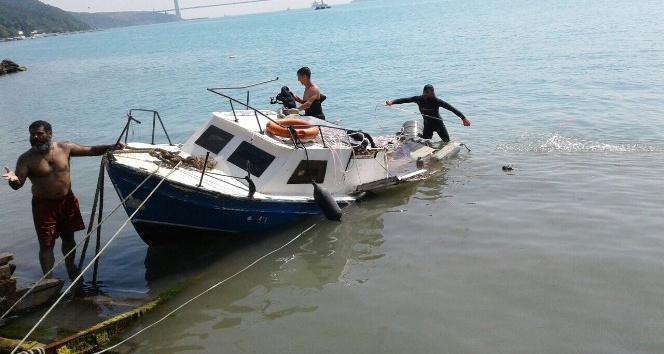 Sahil Güvenlik botunun oluşturduğu dalga balıkçı teknesine kaza yaptırdı:  3 yaralı