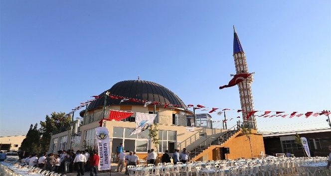 Keresteciler Sanayi Sitesi Cami dualarla açıldı