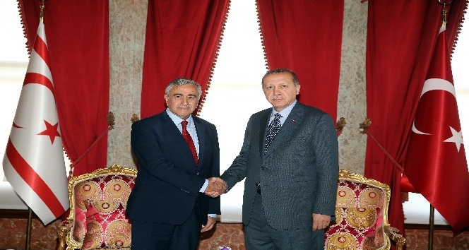 Cumhurbaşkanı Erdoğan, KKTC Cumhurbaşkanı Mustafa Akıncı ile görüştü