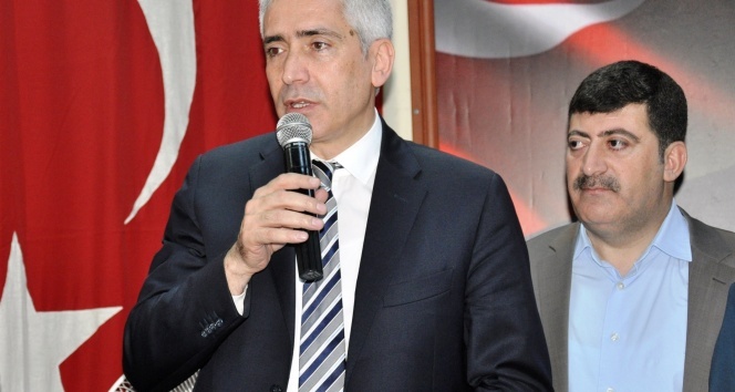 AK Parti Diyarbakır Milletvekili Galip Ensarioğlu: Birileri yıkmak için elinden geleni yapıyor bizler de yapmak için