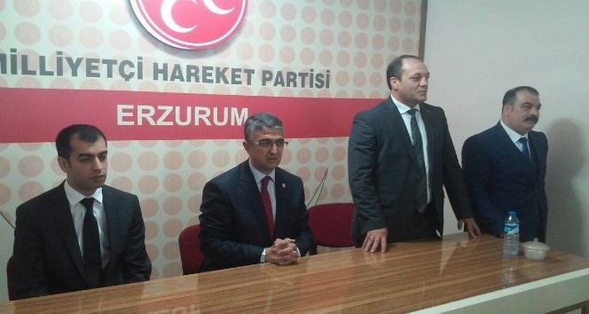 MHP Erzurum’da bayramlaşma programı
