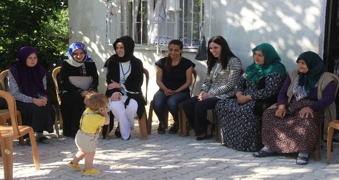 AK Parti Genel Başkan Yardımcısı Karaaslan’dan şehit ailelerine ziyaret