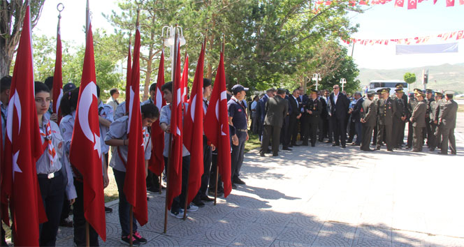 Atatürk&#039;ün Sivas&#039;a gelişinin 98&#039;inci yıldönümü kutlandı