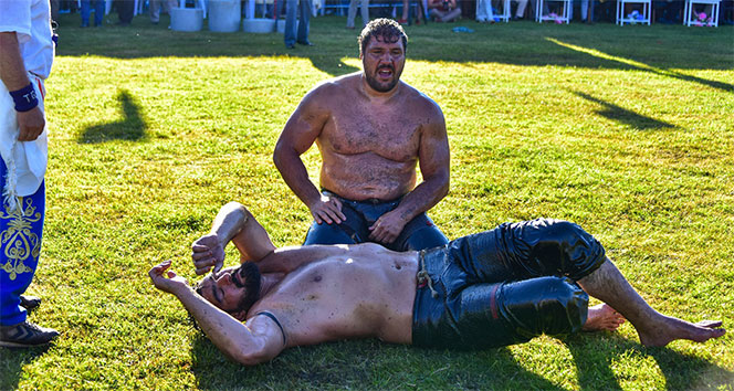 Recep Kara'nın sırtı yere gelmiyor