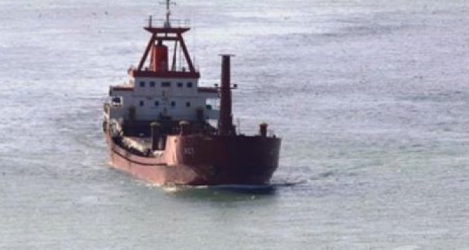 Son dakika! Türk Bayraklı gemiye Yunan Sahil Güvenliği ateş açtı