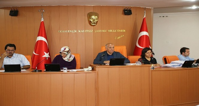 Başkan Çalışkan: “Karaman, yatırımlarda en parlak dönemlerinden birini yaşıyor”
