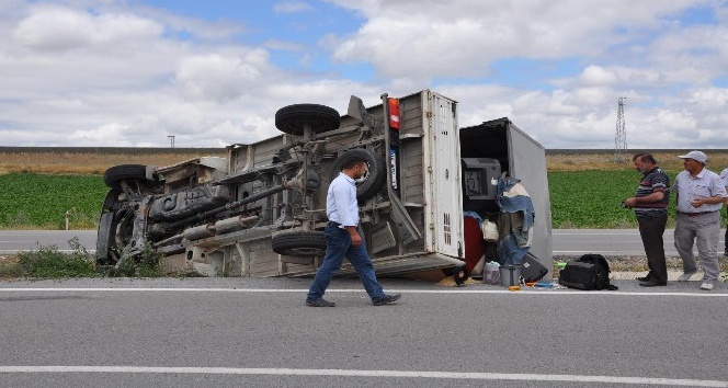 Yozgat’ta kamyonet devrildi: 1 yaralı