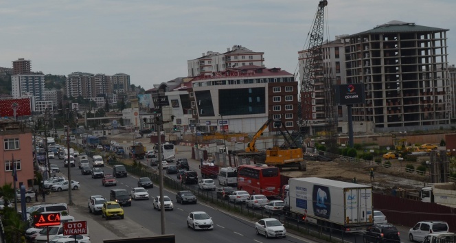 Yaklaşık 780 bin nüfuslu Trabzon’da 180 bin 697 tescilli araç bulunuyor