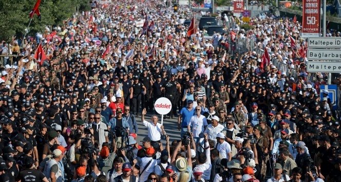 İstanbul Valiliği: Maltepe'de yaklaşık 175 bin kişi olduğu sonucuna varılmıştır