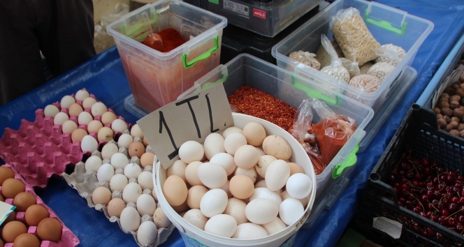 Köy yumurtasının fiyatı pahalı olmasına rağmen ilgi yoğun