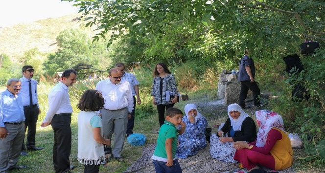 Başkan Vekili Ustaoğlu, mesire alanlarını ve parkları inceledi