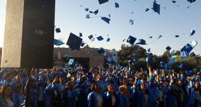 Özel hatem mesleki ve teknik anadolu lisesi ilk mezunlarını verdi