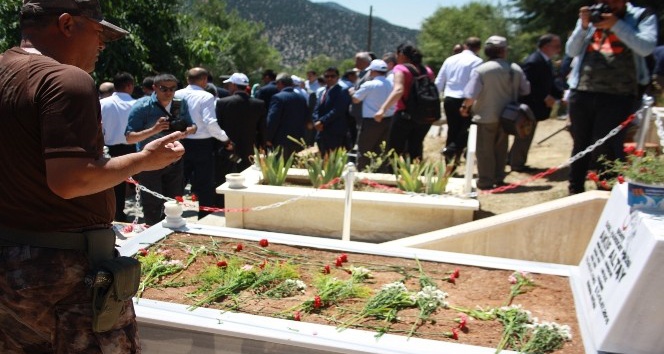 15 Temmuz Şehidi Polis Memuru Akif Altay mezarı başında anıldı
