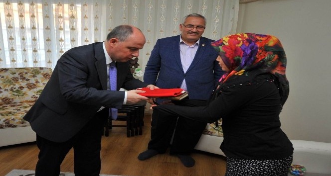 15 Temmuz şehidi Karacatilki’nin ailesi unutulmadı