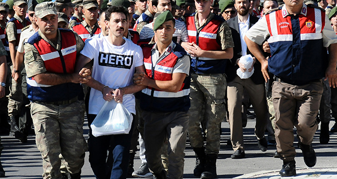 Cumhurbaşkanı Erdoğan: FETÖ&#039;cülere tek tip elbise giydirilecek