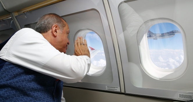 Cumhurbaşkanı Erdoğan’a F-16’lar eşlik etti