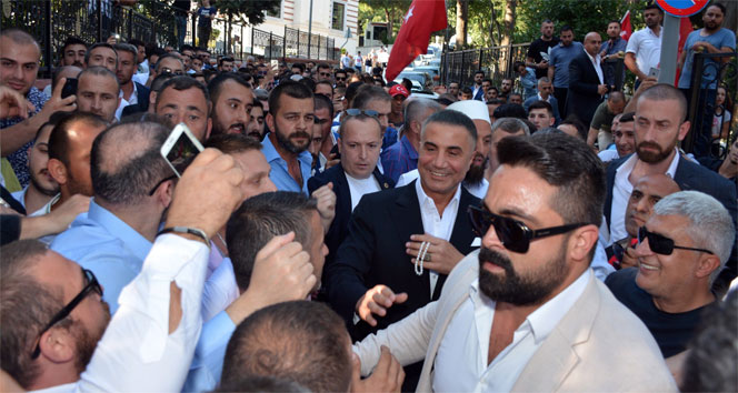 Sedat Peker 15 Temmuz şehidinin ailesine ev hediye etti