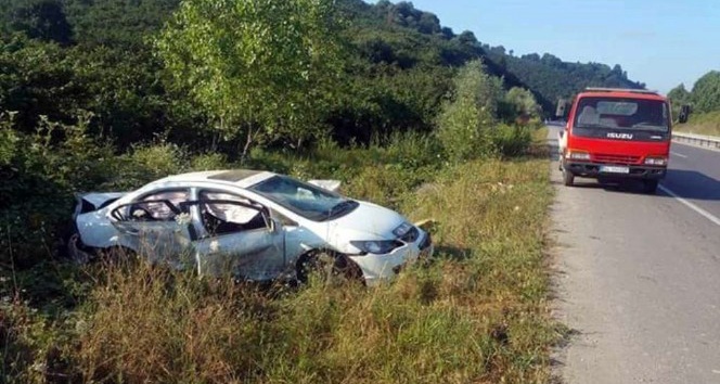 Sakarya’da trafik kazası: 2 ölü, 3 yaralı