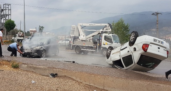 Karabük’te iki ayrı trafik kazası: 3 yaralı