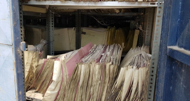 Hastane arşiv deposu yandı