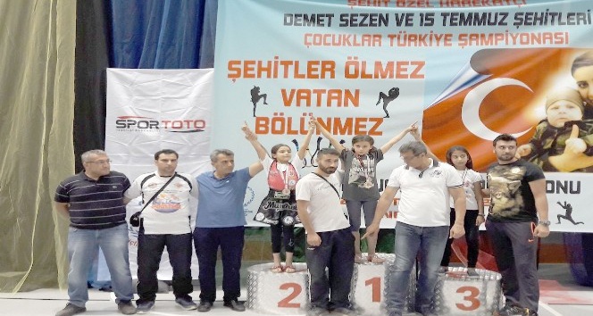 Özel Spor kulübü şampiyonada Türkiye ikincisi oldu
