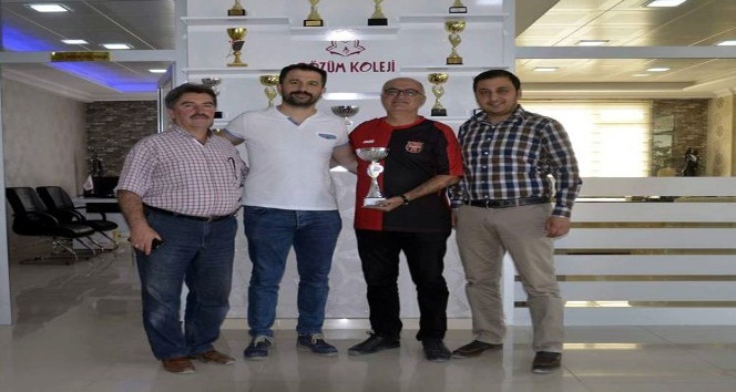 Çözüm Koleji’den Yozgatspor’a destek
