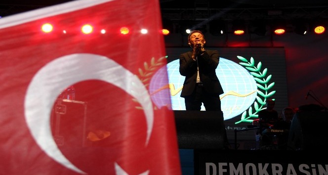 Mustafa Yıldızdoğan’dan Nevşehir’de konser