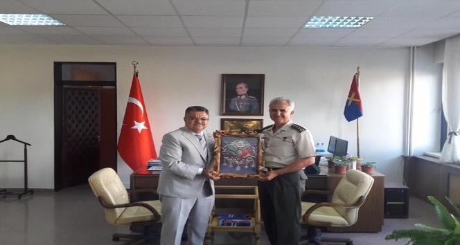 Başkan Yağcı’dan Komutan Albay Mehmet Yiğit’e ziyaret