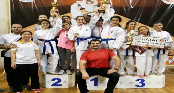 Diyarbekirspor karatecileri Adıyaman’da şov yaptı