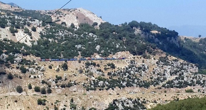 Osmaniye’de tren yoluna döşenen bomba patlatıldı