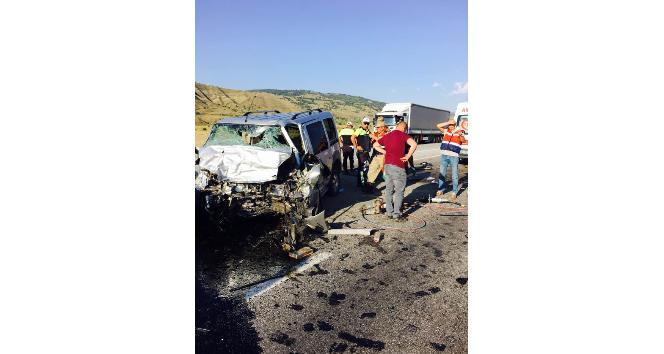Erzincan’da trafik kazası: 4 ölü, 5 yaralı