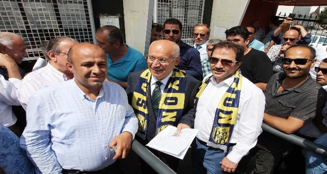Ankaragücü’ne ilk kombine desteği Başkan Yaşar’dan