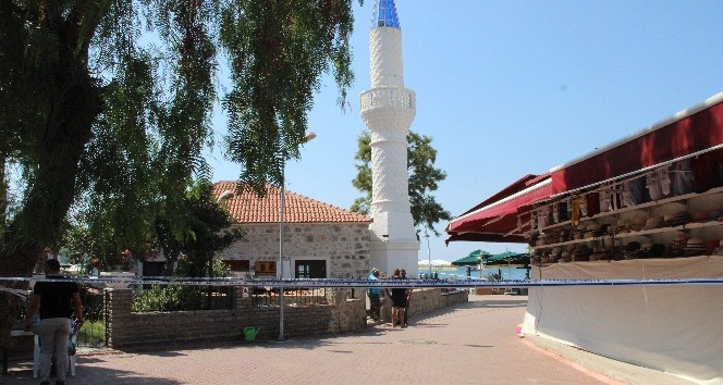 Bodrum’da hasar gören camilerde Cuma Namazı kılınamayacak