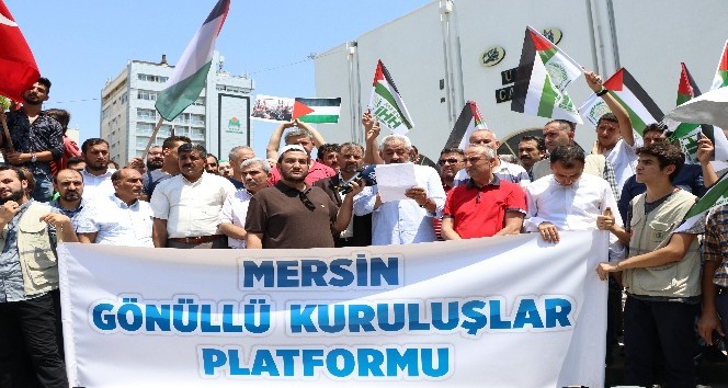 Mescid-i Aksa’nın ibadete kapatılması Mersin’de protesto edildi
