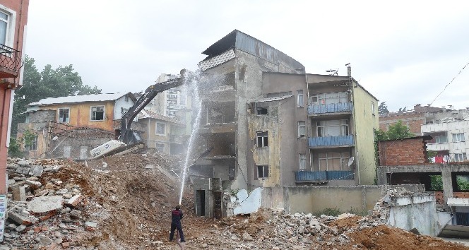Çömlekçi 2. etap kentsel dönüşüm alanında yıkılan bina sayısı 15’e ulaştı