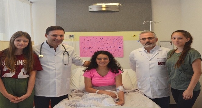 Boğulma tehlikesi geçiren 16 yaşındaki Zeynep hayata tutundu