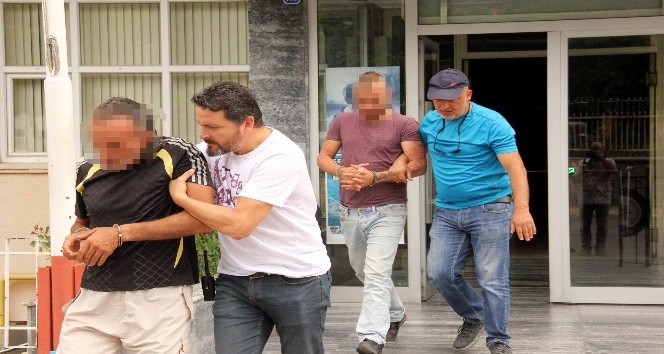 Samsun’da sokak satıcılarına operasyon: 3 gözaltı
