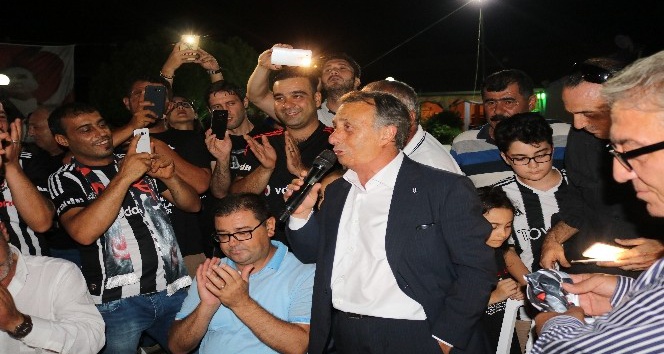 Beşiktaş taraftarı şampiyonluğu Milas’ta kutladı