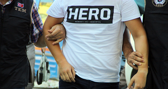 Eskişehir&#039;de &#039;Hero&#039; tişörtü giyen kişi gözaltına alındı