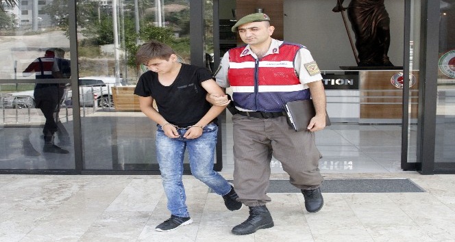 19 yaşındaki cezaevi firarisi Alanya’da yakalandı