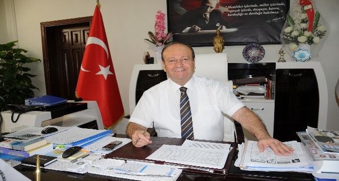 Başkan Özakcan, 24 Temmuz Gazeteciler ve Basın Bayramını kutladı