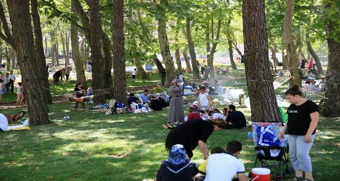 15 Temmuz Şehitler Parkı’na yoğun ilgi