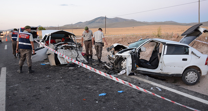 Aksaray&#039;da düğün konvoyunda kaza: 3 ölü, 3 yaralı