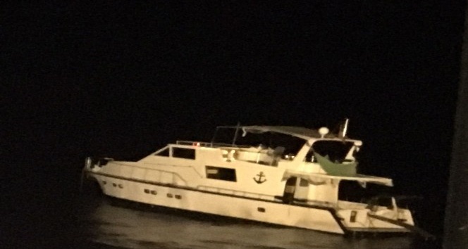 113 göçmenin bulunduğu tekne batmak üzereyken kurtarıldı