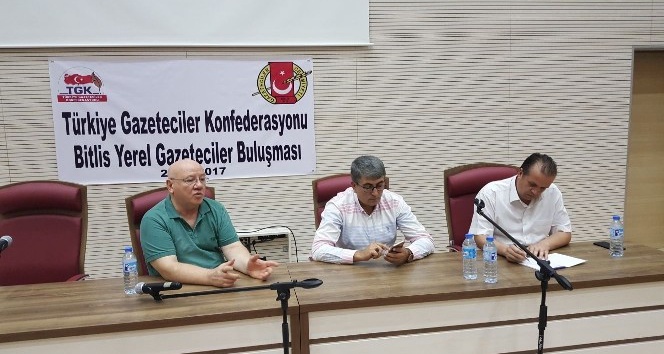 Türkiye Gazeteciler Konfederasyonu gazetecilerin sorunlarını dinledi