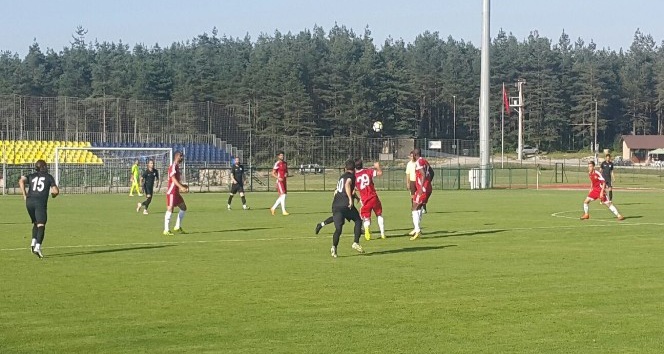 Evkur Yeni Malatyaspor hazırlık maçında Tuzlaspor’u 4-1 yendi