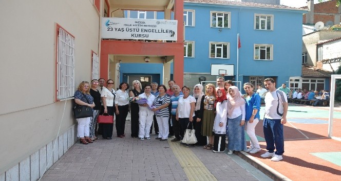 Kadın girişimcilerden Engelliler Okulu’na bağış